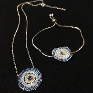 JEWELRY Set Necklace and Bracelet in Silver Tone